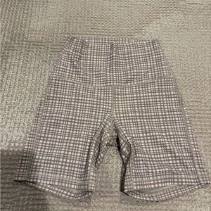 Lululemon align high rise shorts 6”